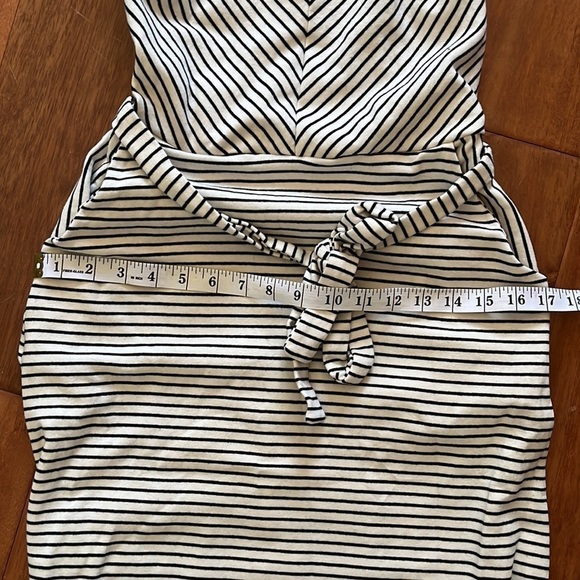 Monteau cream and black striped dress size medium - Picture 9 of 9
